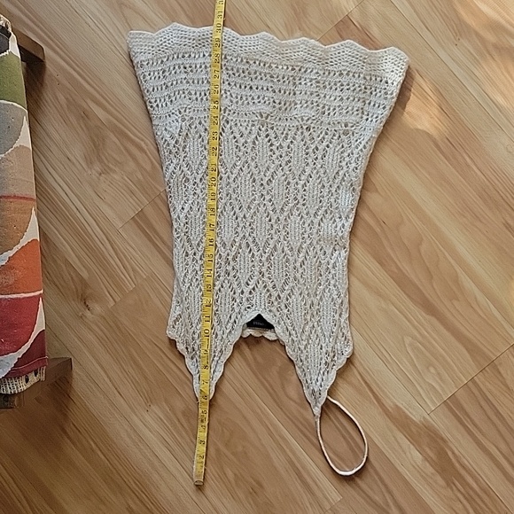 Express Crochet Tank Style Top - Picture 7 of 8